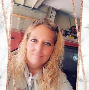 Meet your Posher, Christy